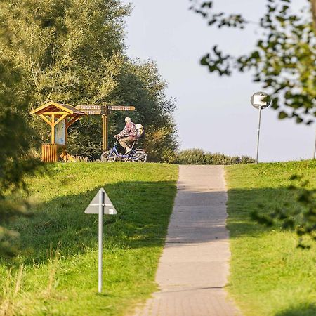 Ferienwohnung Ostseeblick Mit Balkon Wustrow  Eksteriør bilde